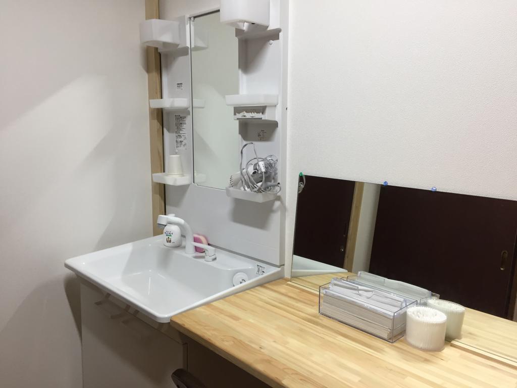Simple Sleep 個室カプセル Hotel Hitojosi Kültér fotó
